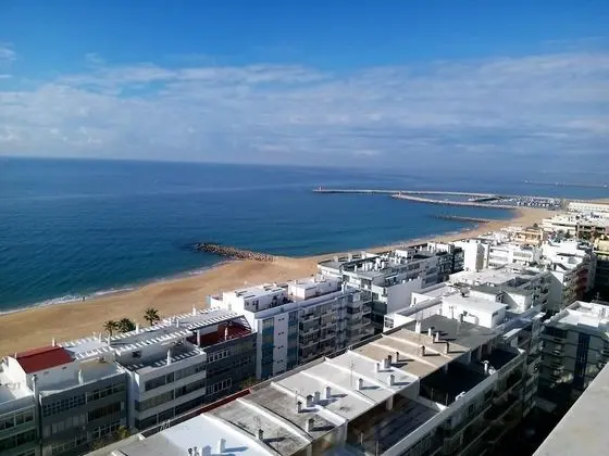 Conforto- Refurbished Cozy Magnificent View of the Sea and City