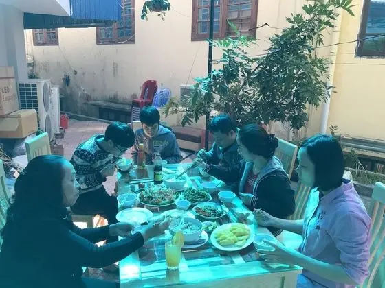 Cong Khanh Hotel - Yerinde Yemek