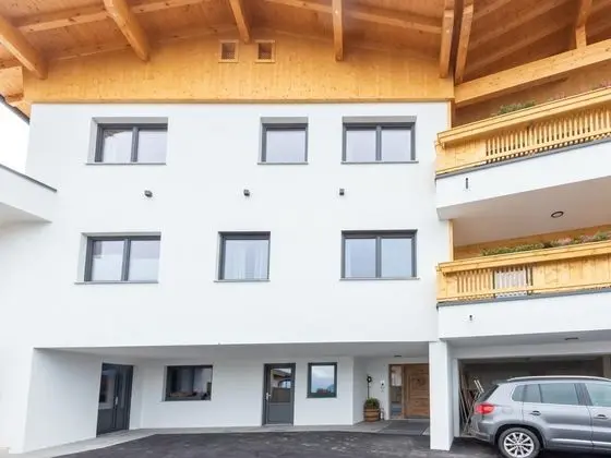 Congenial Apartment in Hainzenberg With Terrace - Dış Mekan