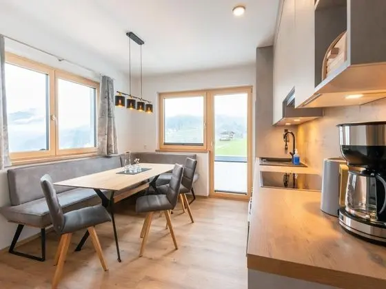 Congenial Apartment in Hainzenberg With Terrace - Öne Çıkan Resim
