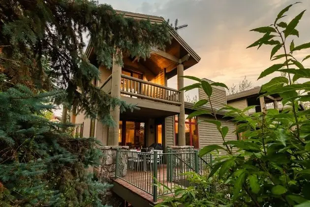 Conifer by Avantstay Secluded Cabin Amongst the Trees w/ Hot Tub