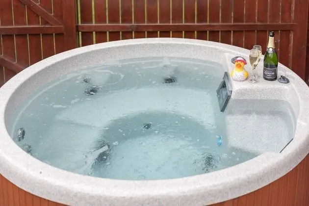 Conifer Lodge 8 With Hot Tub, Newton Stewart - Öne Çıkan Resim