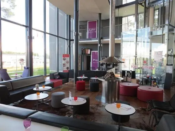 Connect Hotel Skavsta - Genel