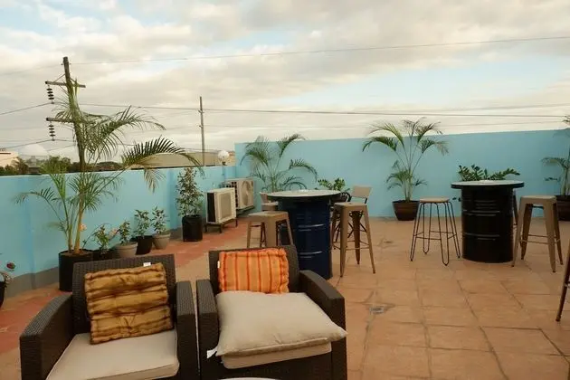 Connecting Flight Mactan Cebu Hostel - Dış Mekan