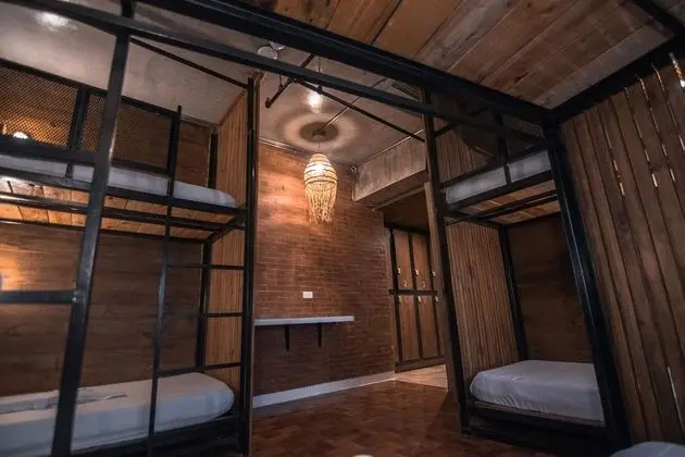 Connector Hostel - Oda