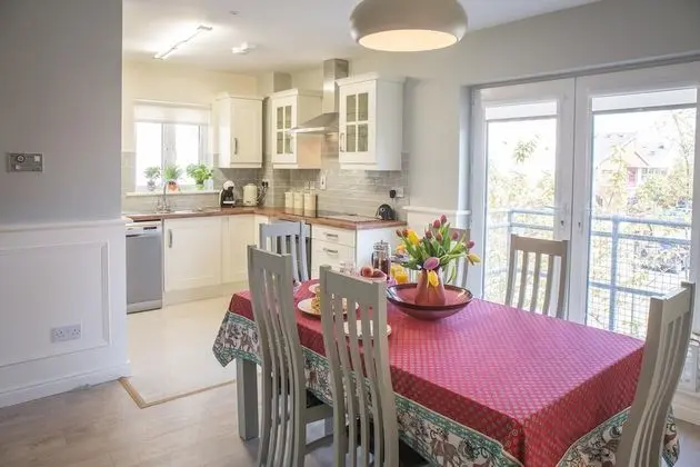 Connemara Lettings Townhouse, Clifden - Mutfak