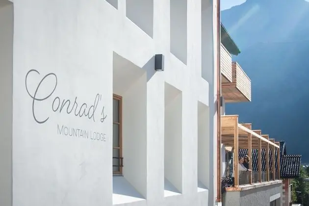 Conrad's Mountain Lodge - Dış Mekan