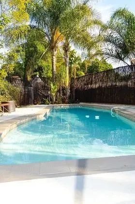 Constantia Guest Lodge - Havuz