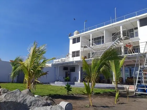 The Container Hotel And Restoran - Dış Mekan