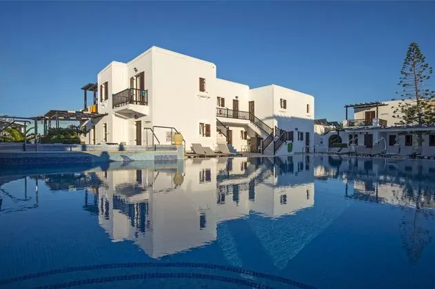 Contaratos Beach