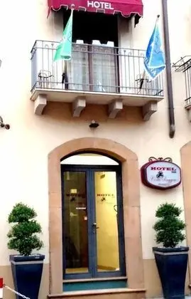 Hotel Conte Ruggero - Dış Mekan