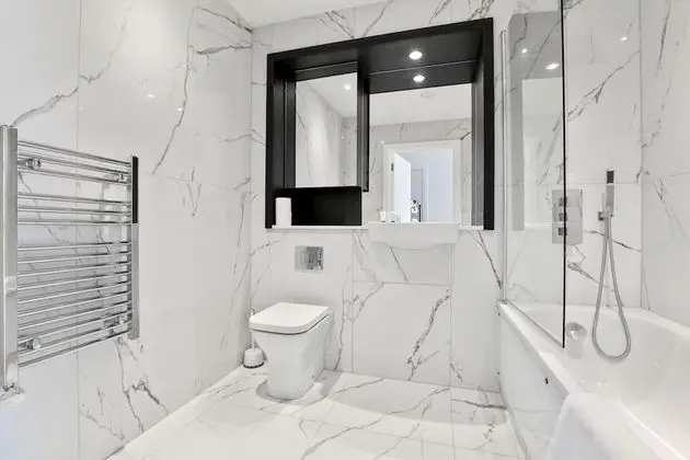 Contemporary 1 Bedroom Apartment - Chinese Quarter - Birmingham City Centre