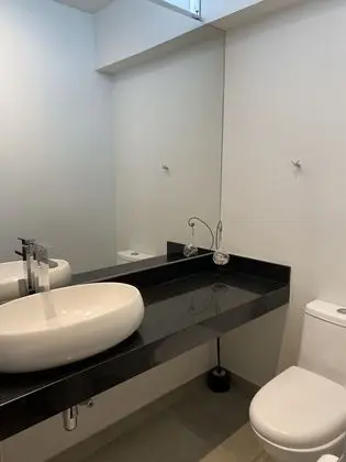 Contemporary 2BR in Barranco by Wynwood-House - Banyo Tipleri