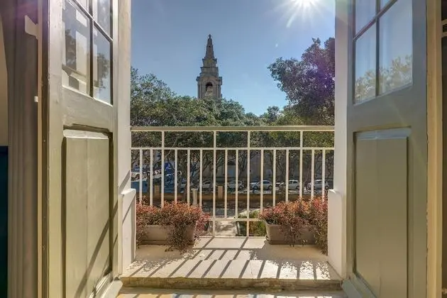 Contemporary Apartment Close to Valletta