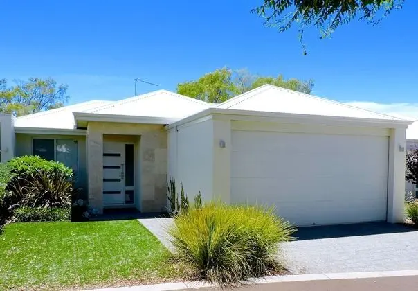 Contemporary Cove
