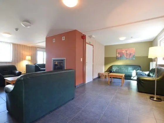 Contemporary House in Rendeux With Indoor Pool - Oda Düzeni