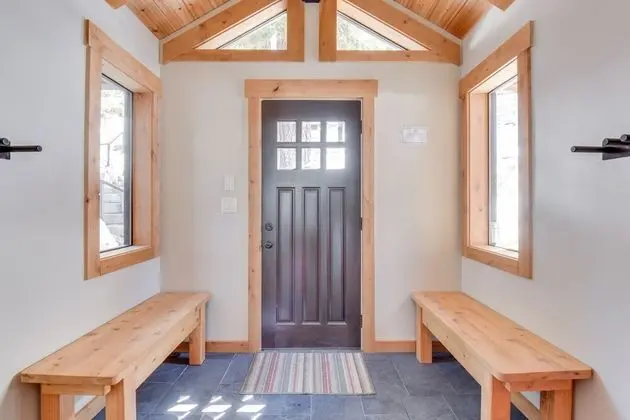 Contemporary Snow Crest - İç Mekan