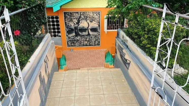 Content Guest House