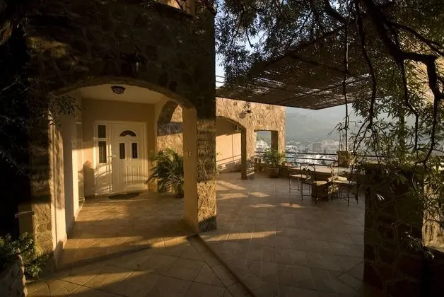 Contessa Apartments - Dış Mekan