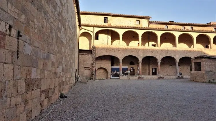 Contessa Ava Dei Lambardi