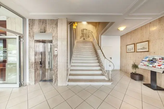 Hotel Continental Frankfurt - Lobi