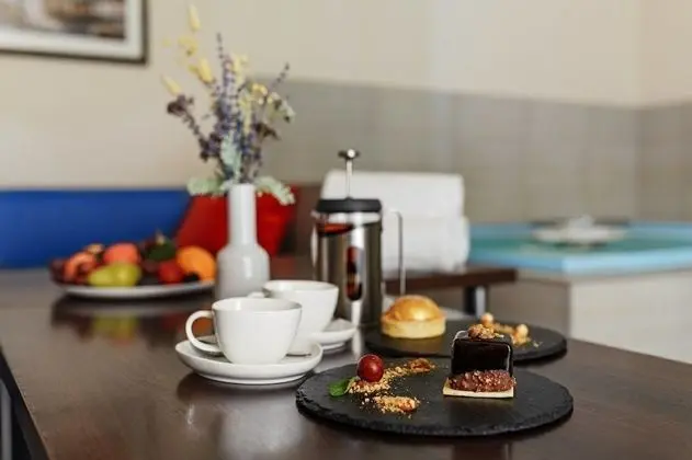 Continental Hotel - Spa