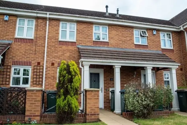 Contractorscleancharming 2-bed House in Coventry - Dış Mekan