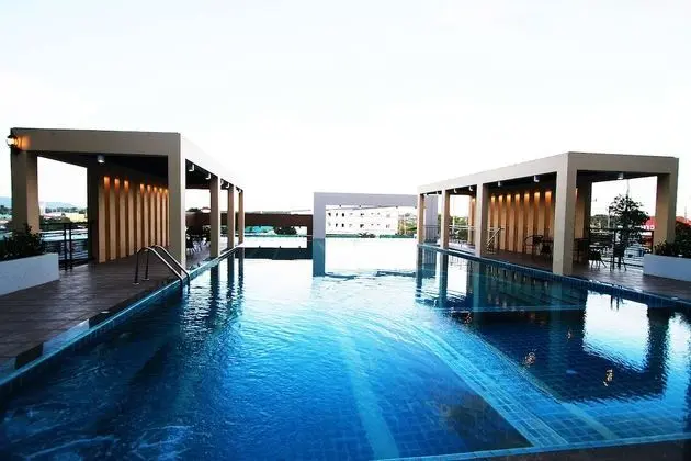 The Contrast i Hotel - Havuz