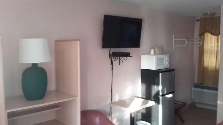 Conty's Motel