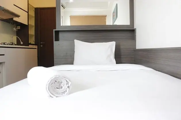 Convenient Studio Apartment at Easton Park Residence Jatinangor