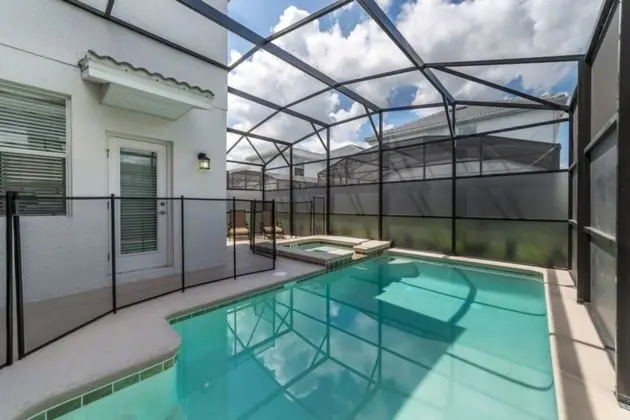 Cool and Modern 5 Bed 4 Ba Game Room Pool Spa 4724sh - Havuz