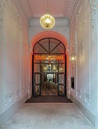 CoolRooms Palacio de Atocha - Dış Mekan