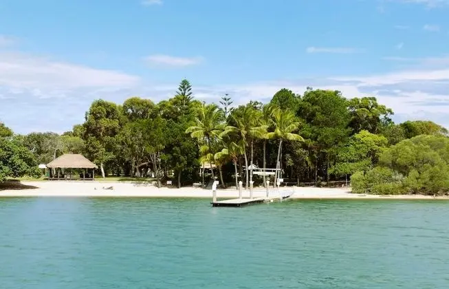 Coomera Houseboat Holidays - Öne Çıkan Resim