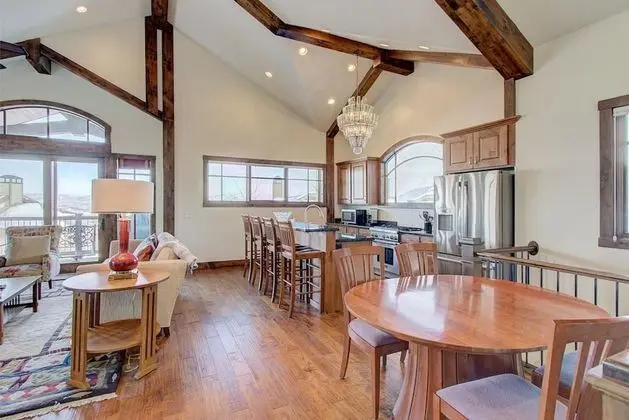 Coopers Collection 8 - Fairway Ski and Golf Retreat