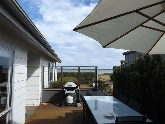 Coorong Waterfront Retreat - Yerinde Yemek