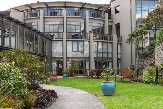 Copthorne Queenstown Lakefront