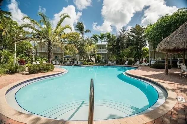 Coral Villa by Avantstay Close 2 DT Key West Shared Pool Month Long Stays Only