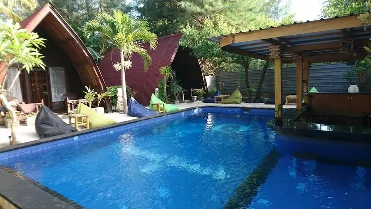 Coral Beach 2 Bungalow - Havuz