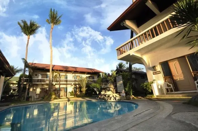 The Coral Beach Club - Havuz