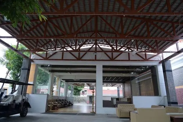 Coral Beach Resort - Lobi