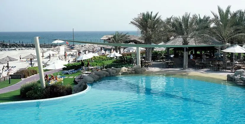 Coral Beach Resort Sharjah - Havuz