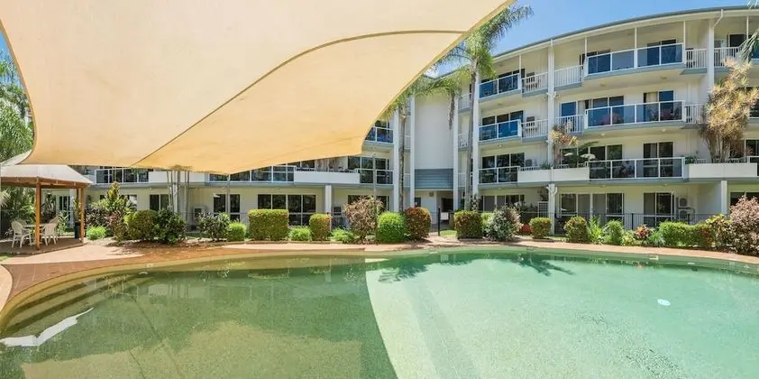 Coral Coast Apartments Palm Cove AVC