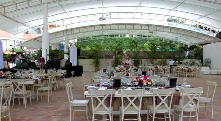 Coral Cuernavaca Resort and Spa - Yeme / İçme