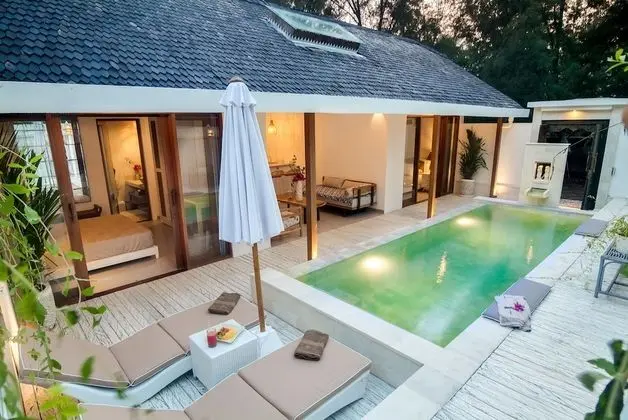 Villa Coral Flora - Havuz