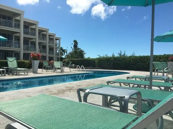 Coral Gardens on Grace Bay - Havuz