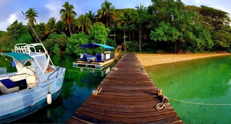Coral Quays Fish and Dive Resort - Dış Mekan