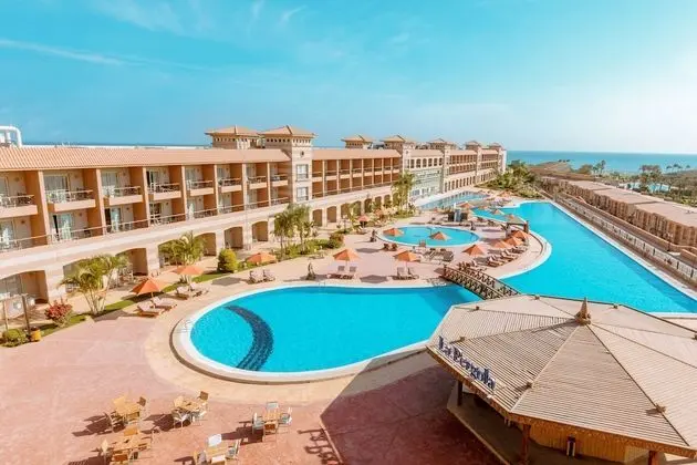 Coral Sea Beach & Aqua Park