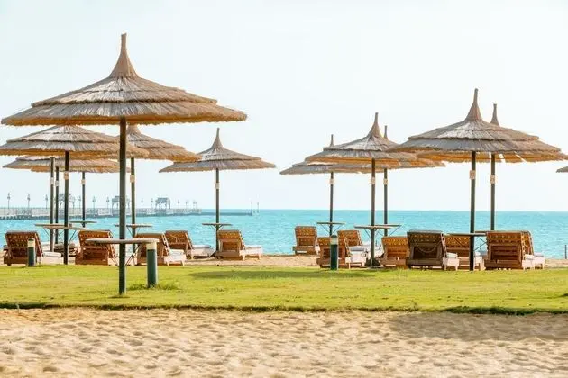 Coral Sea Beach & Aqua Park - Plaj