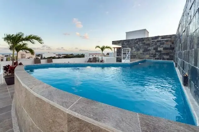 Coral Suites 4D by SunandSea