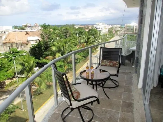 Coral Suites 5C by SunandSea